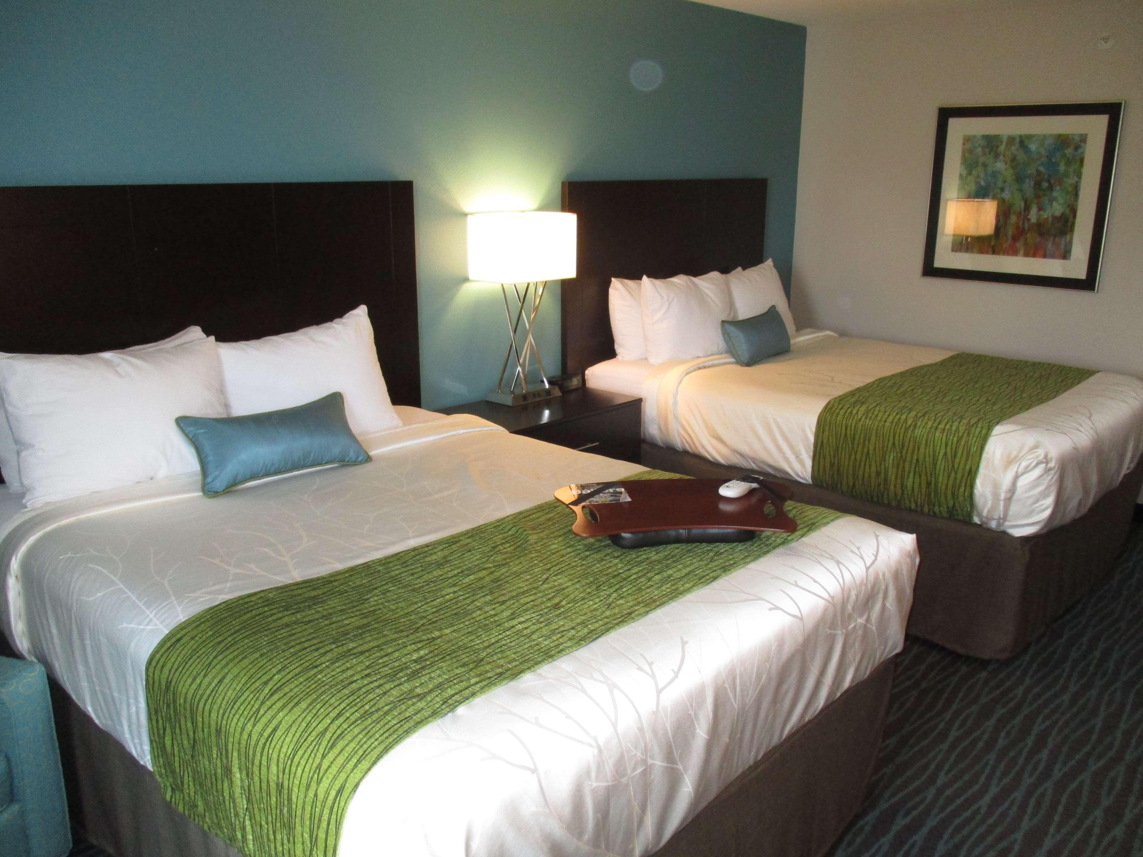 Hotel Western Red River 3*