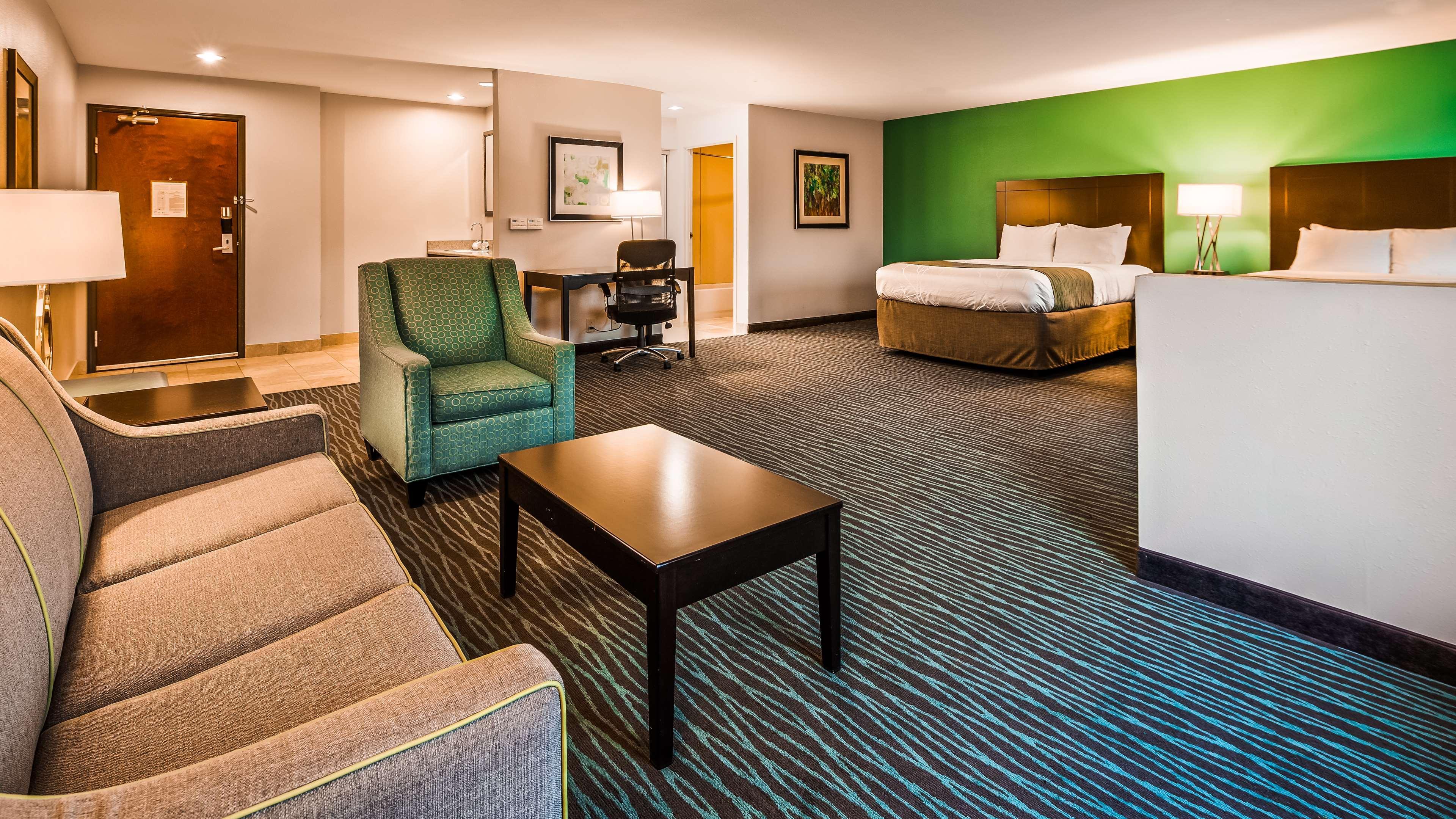 Hotel Western Red River