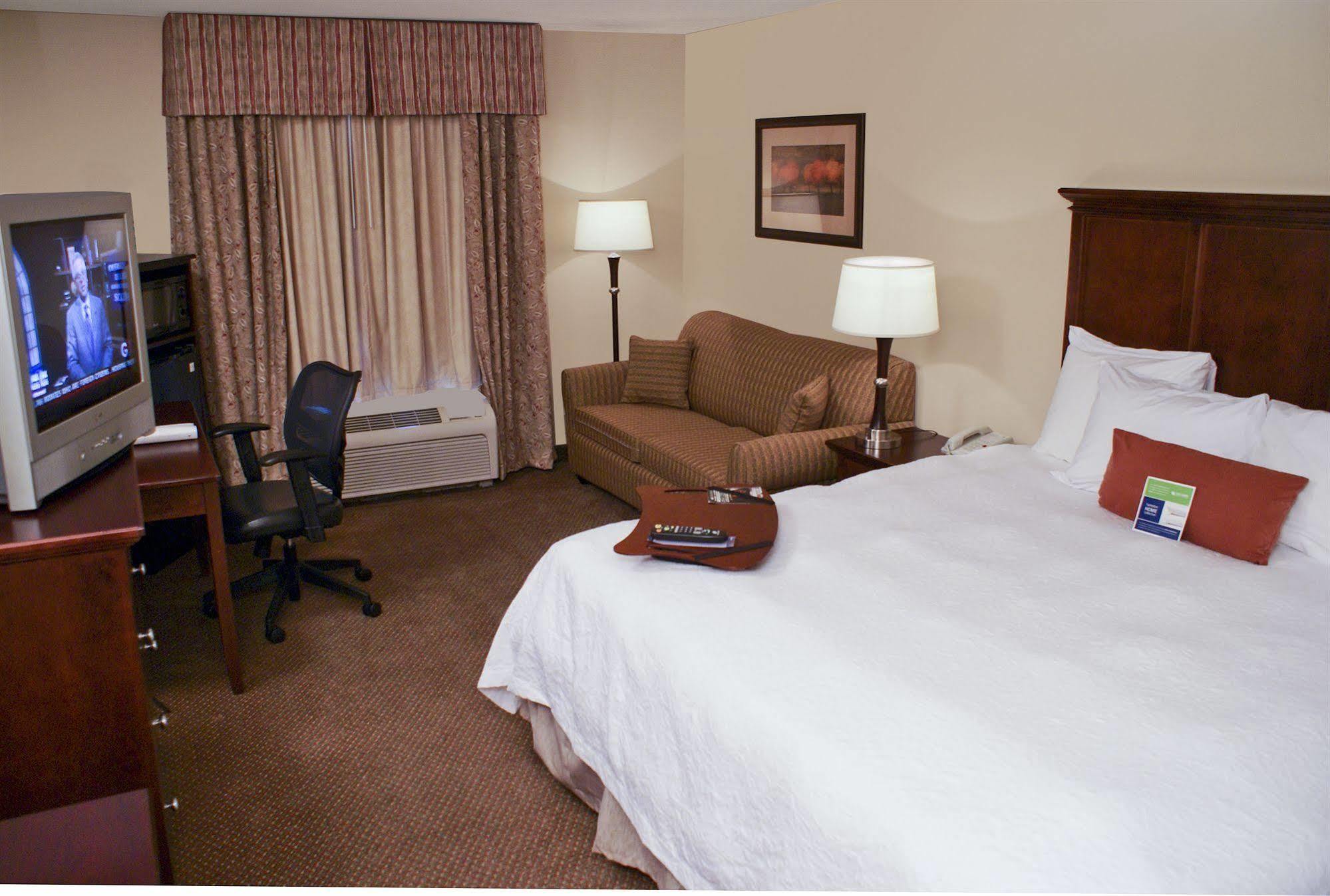 Western Red River 3*